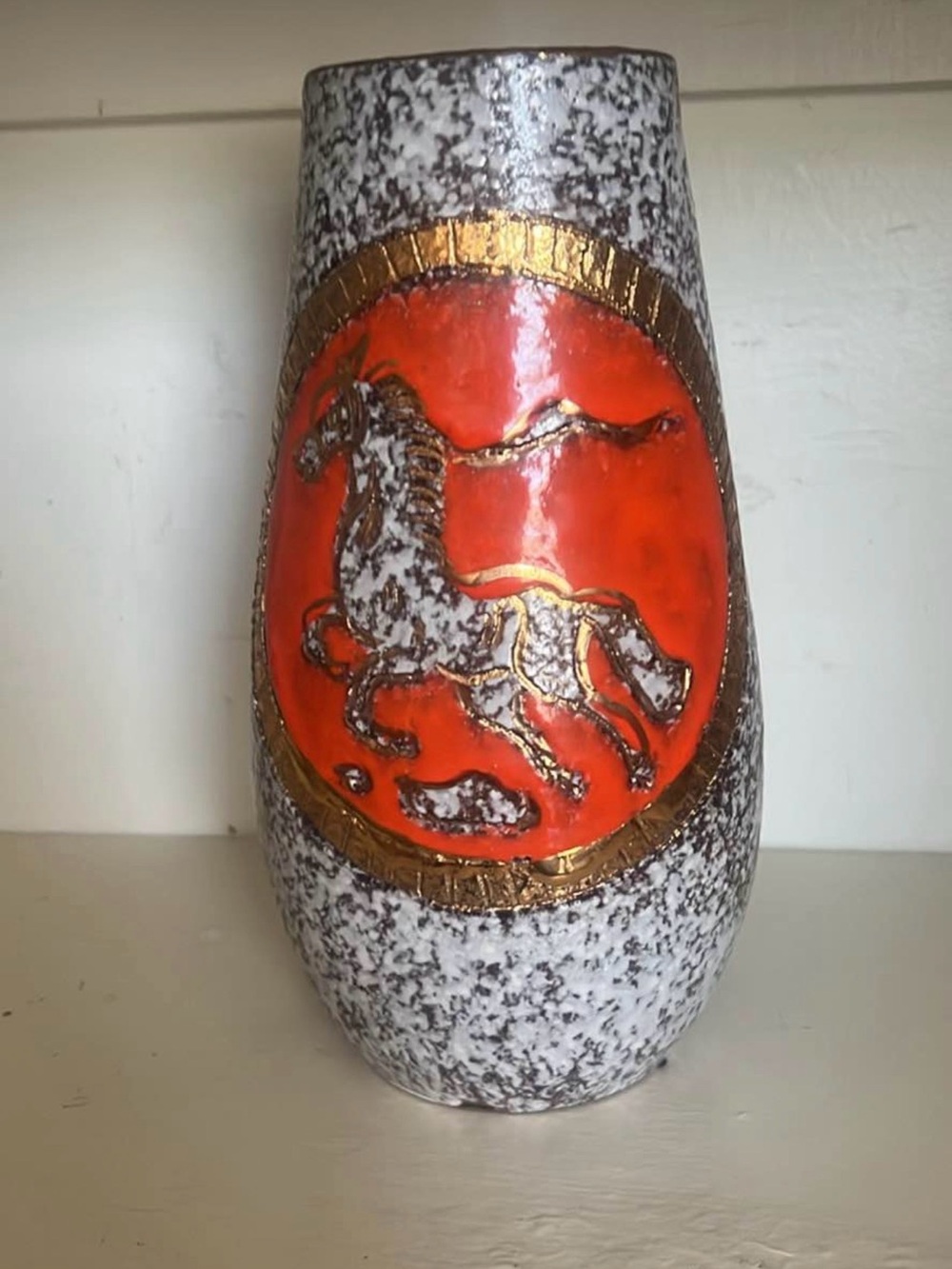 Decorative Horse Motif Ceramic Vase in Red and Speckled White